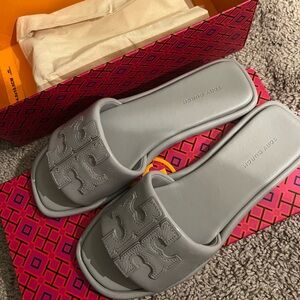 Tory Burch Gray Slides (size 7) *BRAND NEW*